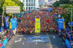 阿迪达斯巅峰能量席卷2017上海国际半程马拉松