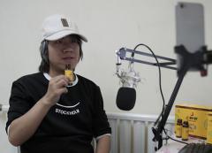 网络主播通宵熬夜,喝三勒浆成标配